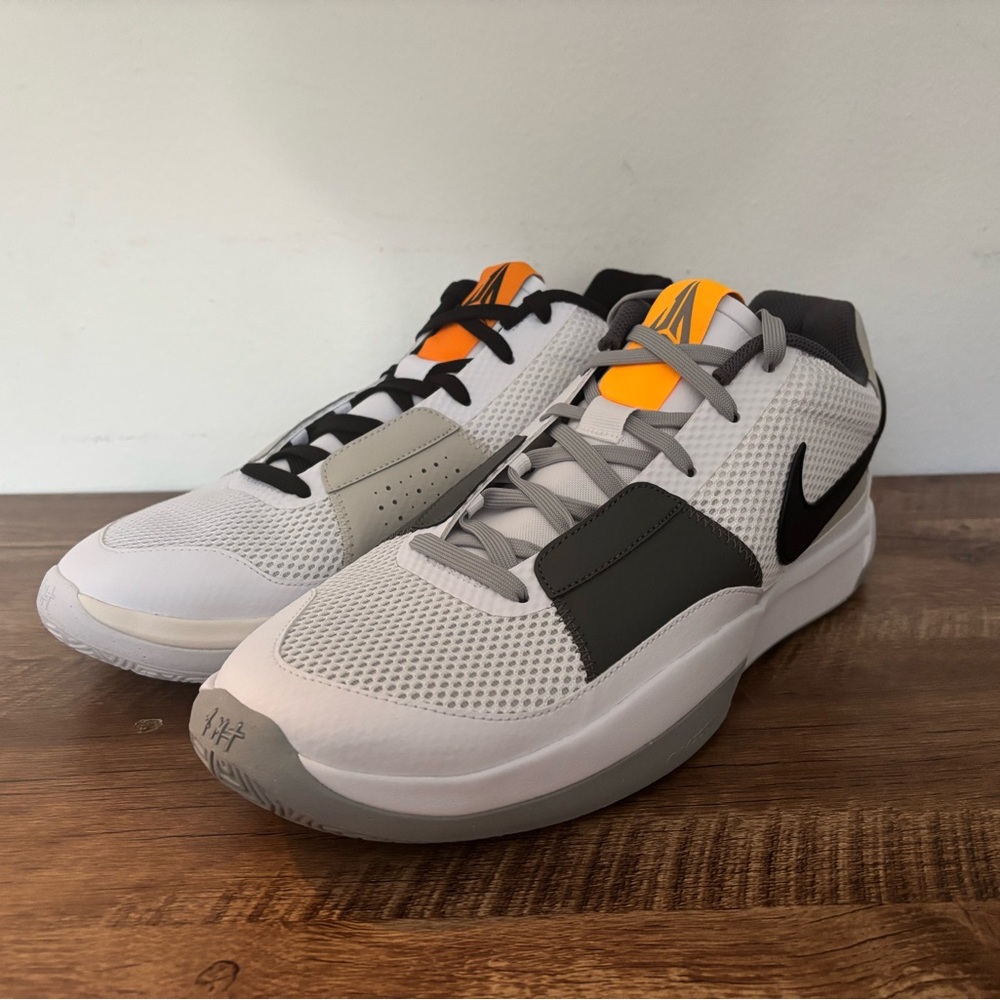 Ja 1 'Light Smoke Grey' size 13.5